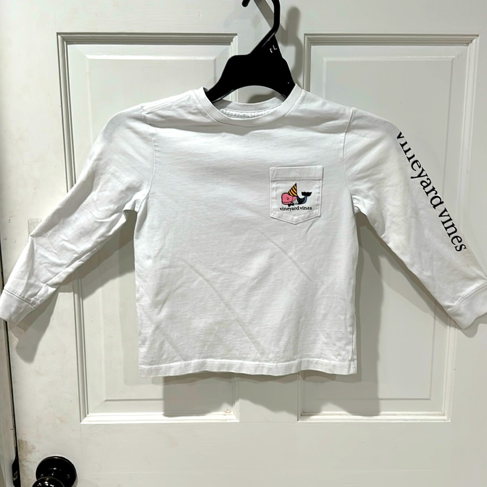Vineyard Vines Unisex New Year’s Glow-in-the-Dark